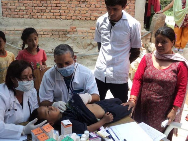 Cuban medical workers in post-earthquake Nepal