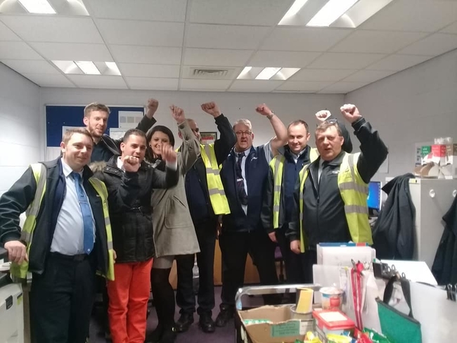 In Leeds, they visited First Leeds Bus Depo, where they met with officers from the Unite NE 302/36 Leeds Bus Workers branch