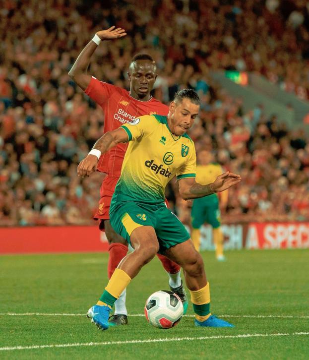 Onel Hernandez: Middlesbrough sign Norwich City's Cuba winger on