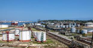 The Ñico López refinery in Havana